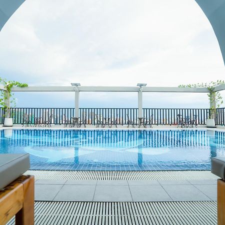 The Onra Hotel بنوم بنه المظهر الخارجي الصورة