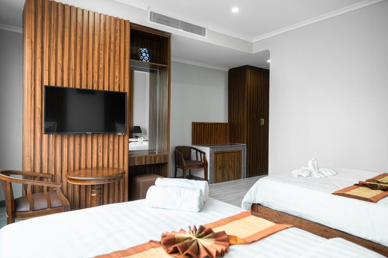 The Onra Hotel بنوم بنه المظهر الخارجي الصورة