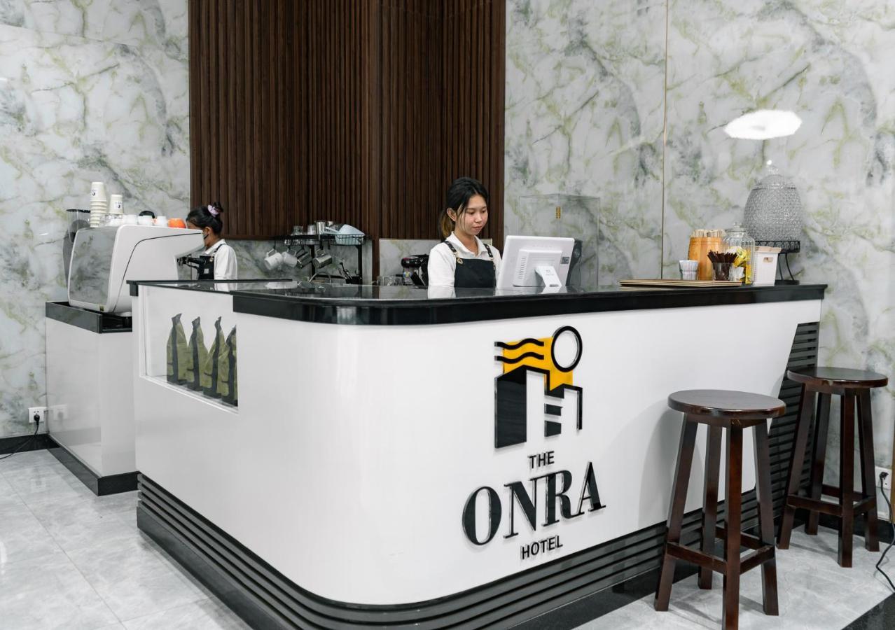 The Onra Hotel بنوم بنه المظهر الخارجي الصورة