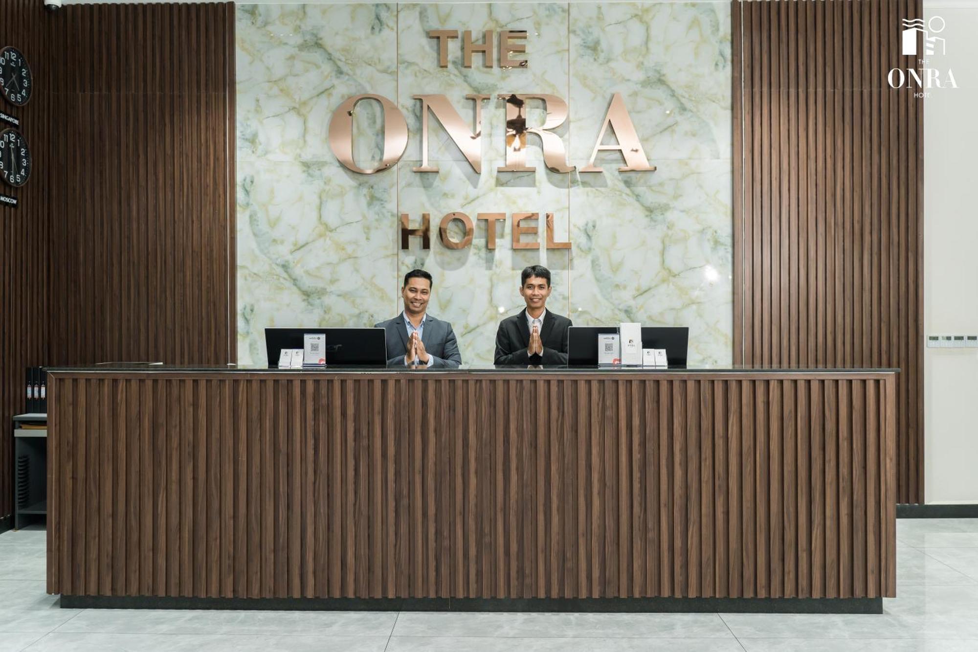The Onra Hotel بنوم بنه المظهر الخارجي الصورة